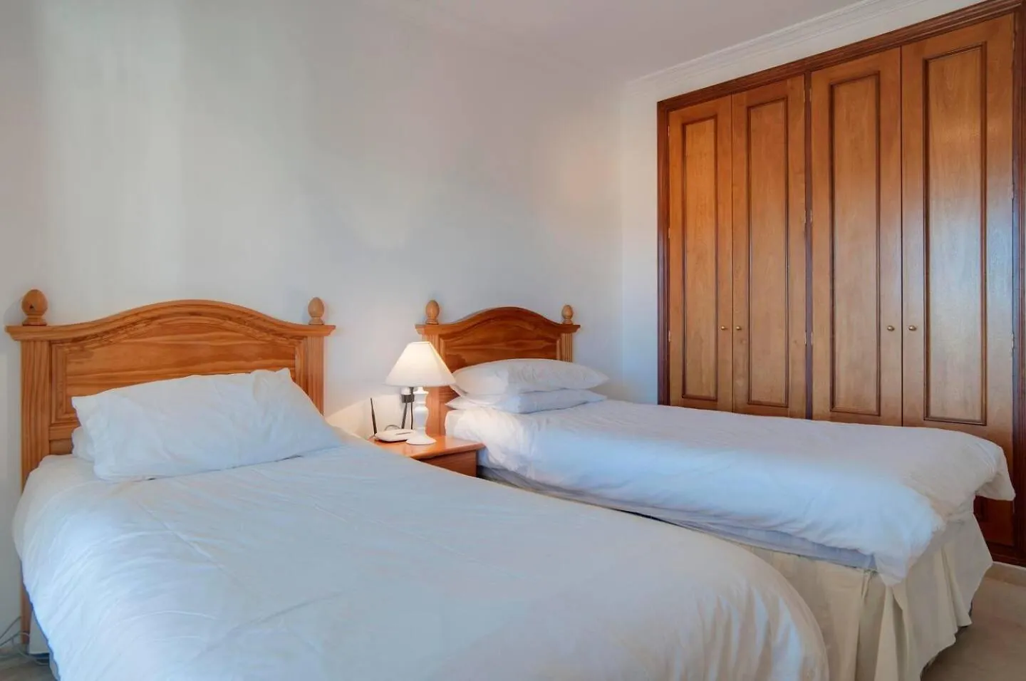 Sunny Terrace Apartment In Prestigious Mijas Golf Ισπανία